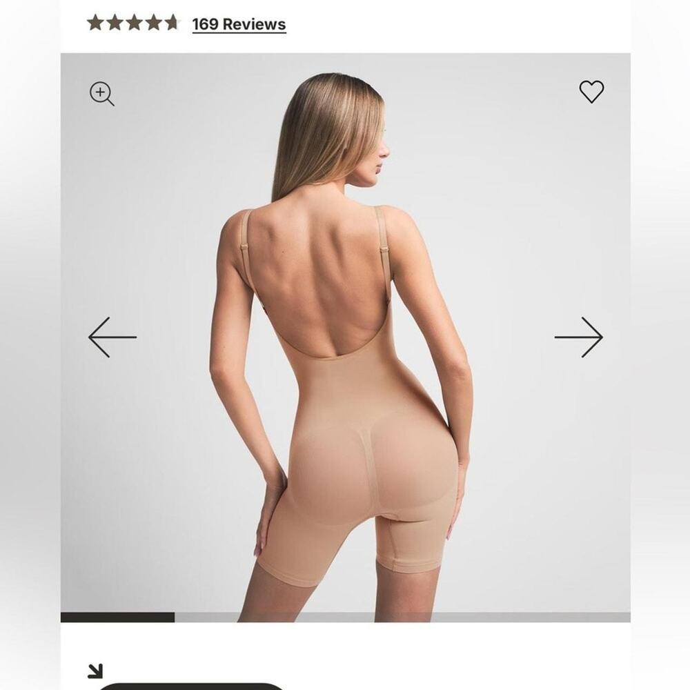 skims seamless bodysuit - Picture 3 of 8